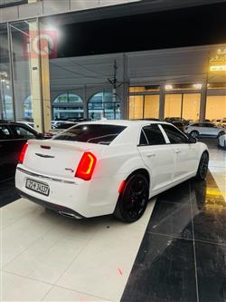 كرايسلر 300